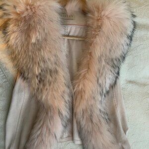 Faux fur trimmed Gilet by Jaylay. Size M